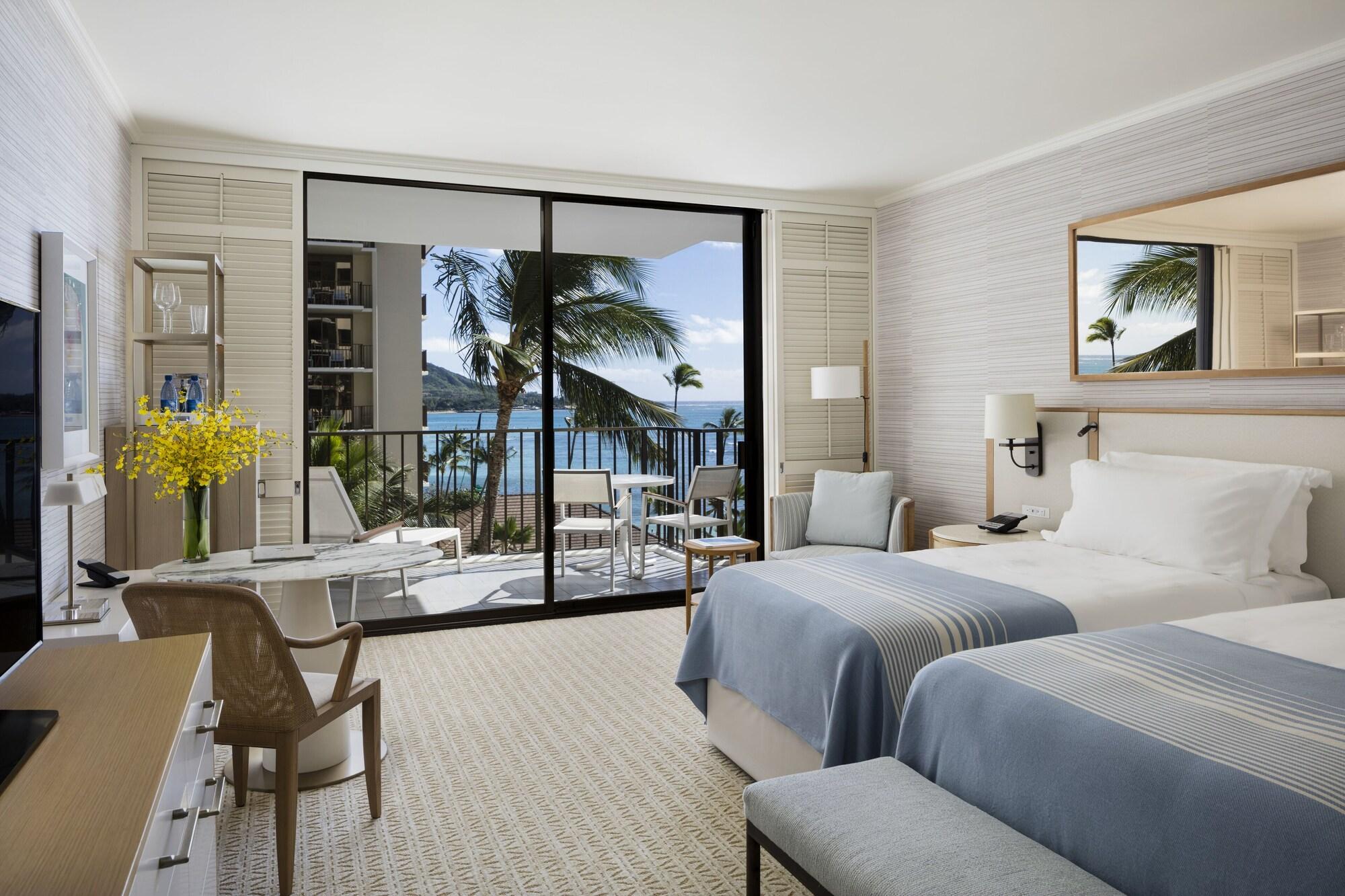 Halekulani - No Resort Fee Χονολουλού Εξωτερικό φωτογραφία A guest room at the Four Seasons Resort Maui