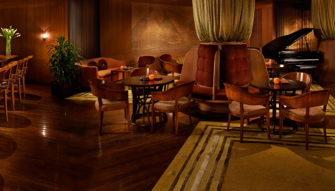 Halekulani - No Resort Fee Χονολουλού Εξωτερικό φωτογραφία The piano bar at the Westin Palace, Madrid